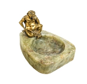 Chinese Bronze and Green Onyx Dish with Wuzhiqi