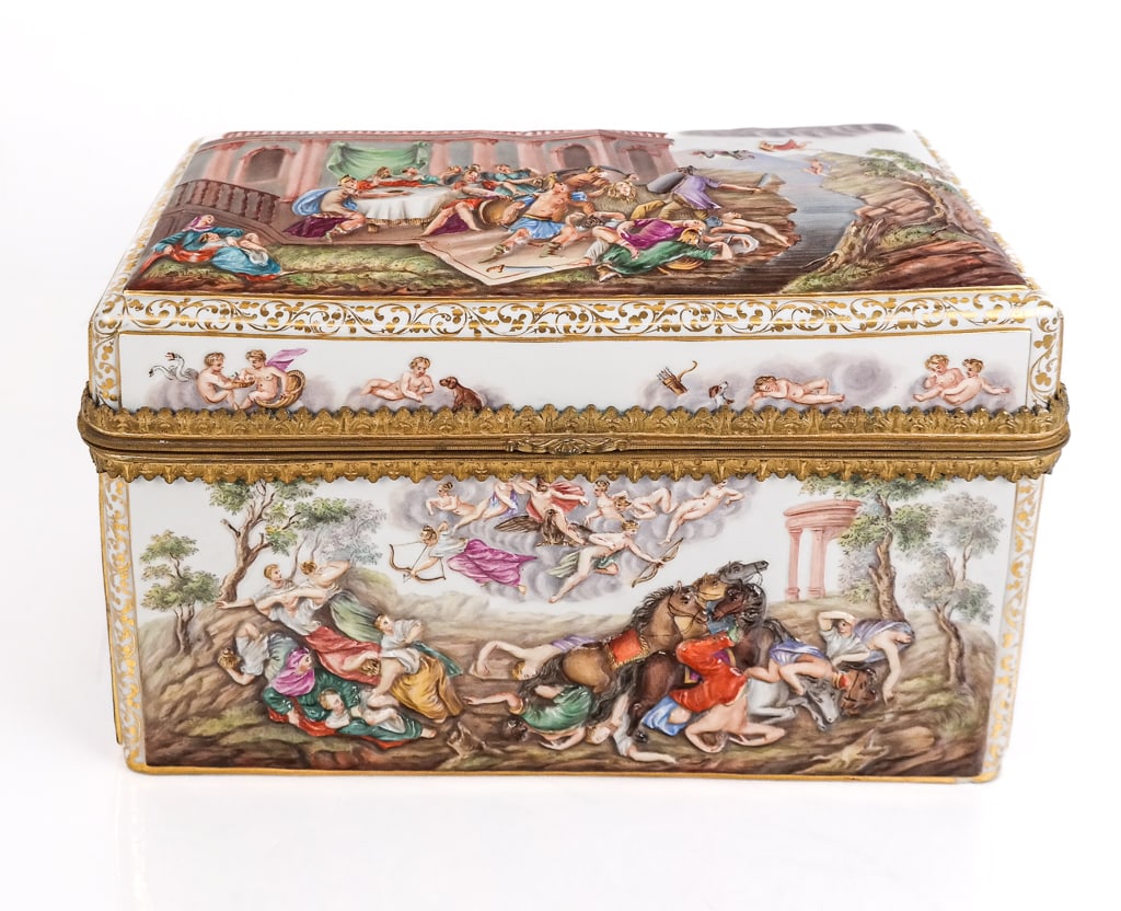 Meissen Rococo Polychrome Decorated Box (1 of 13)