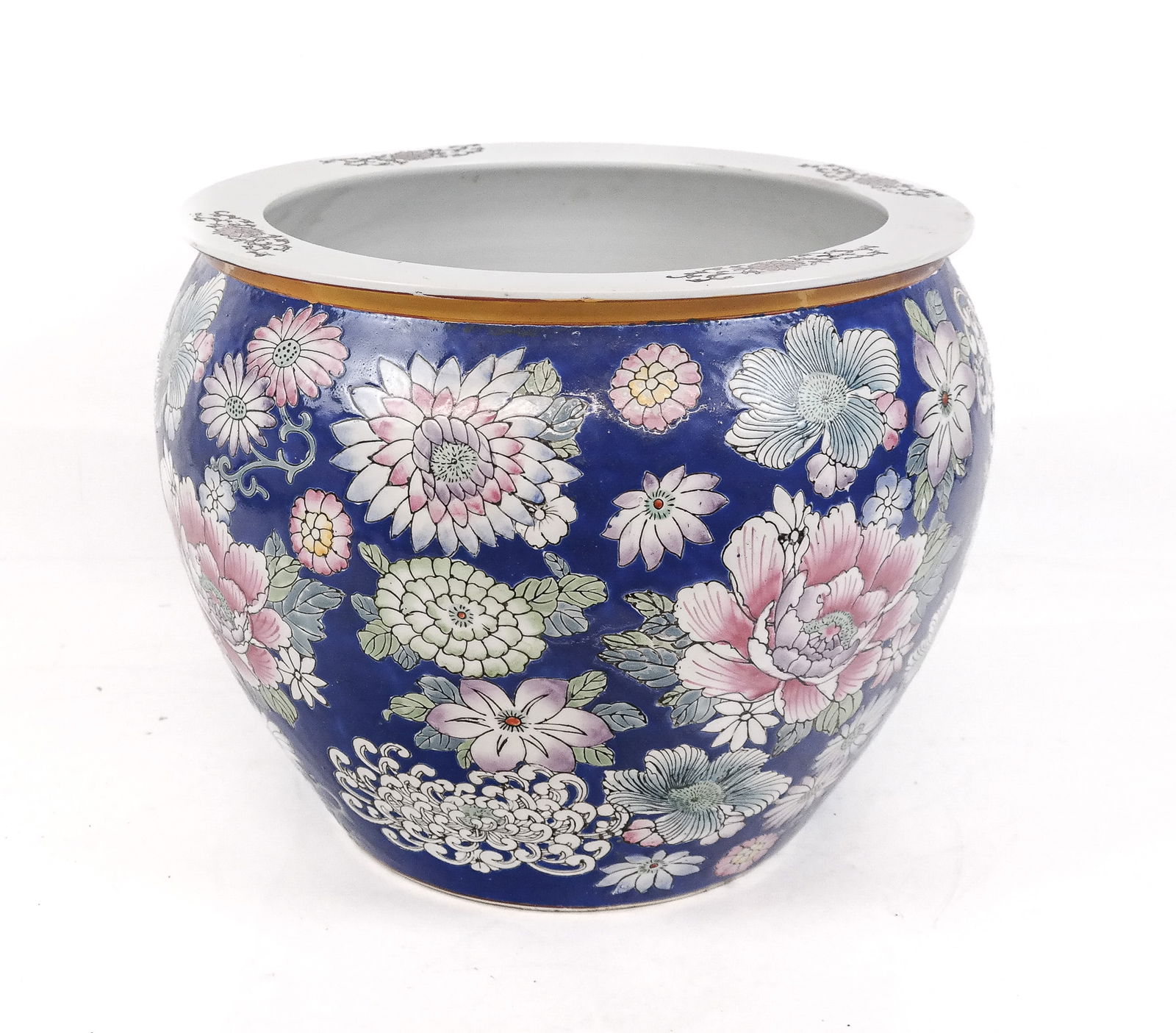 Chinese Export Fishbowl Jardiniere (1 of 12)