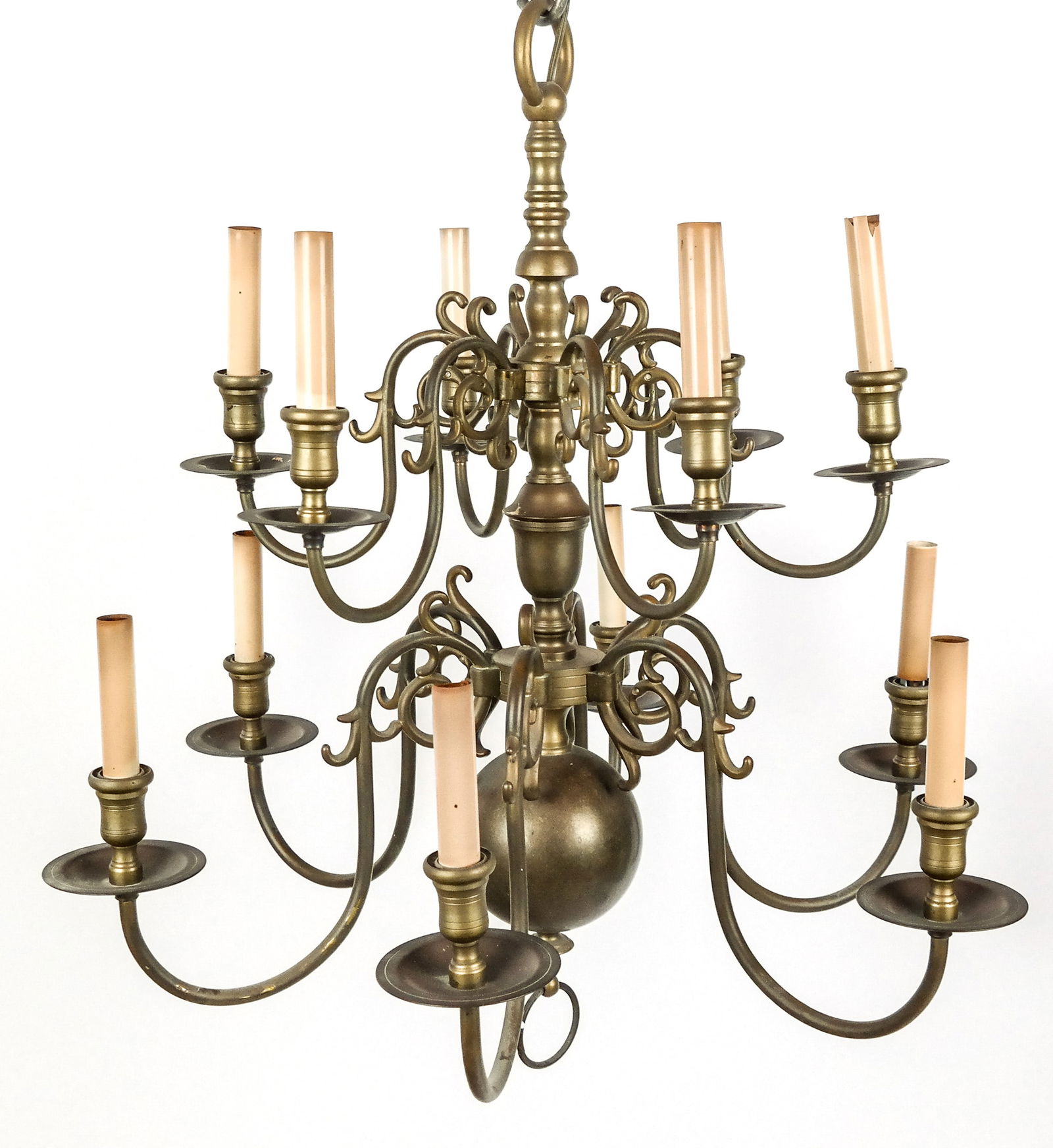 Williamsburg Brass Two Tier 12 Light Chandelier (1 of 11)