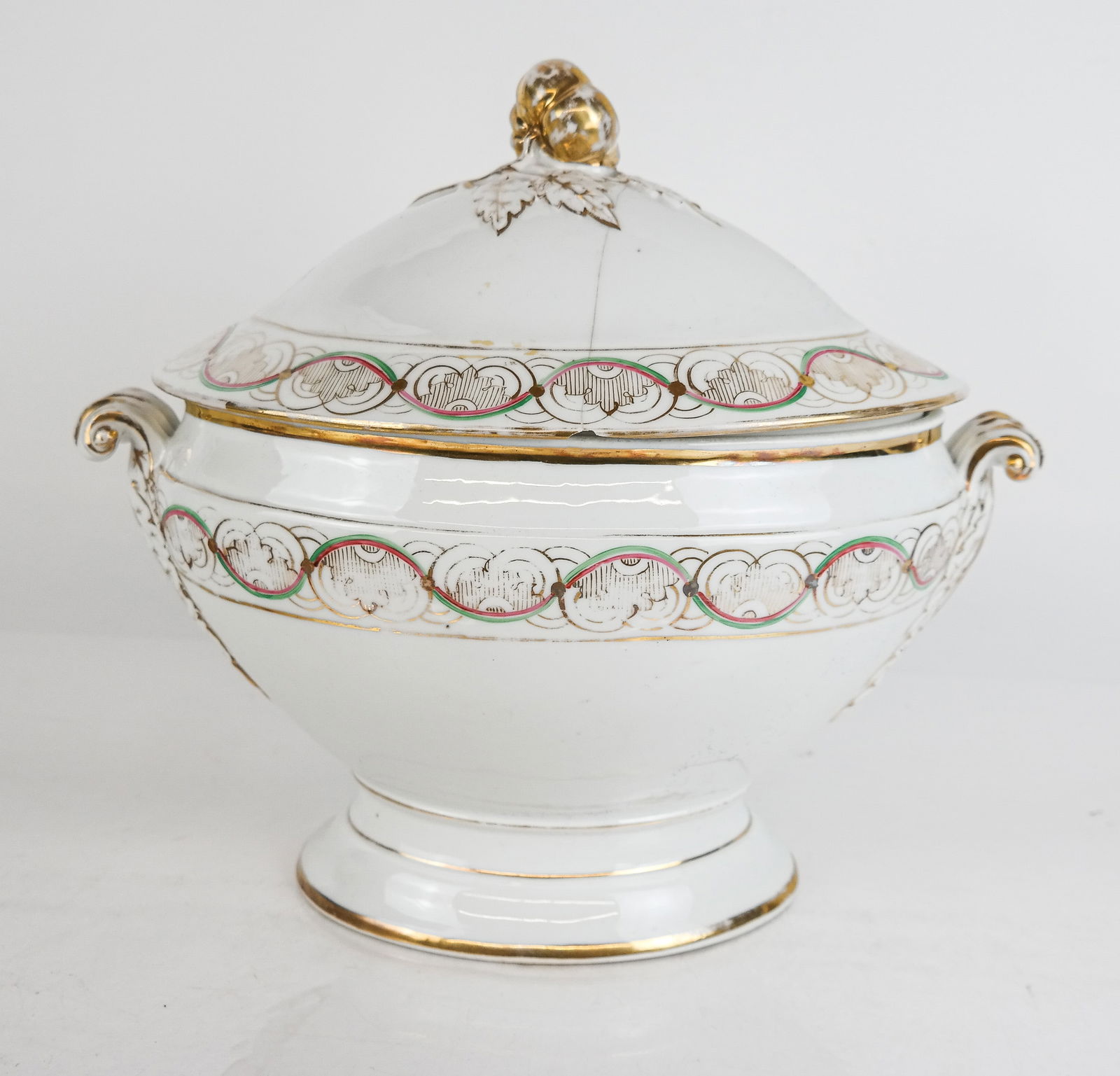 Paris Porcelain Lidded Tureen (1 of 12)