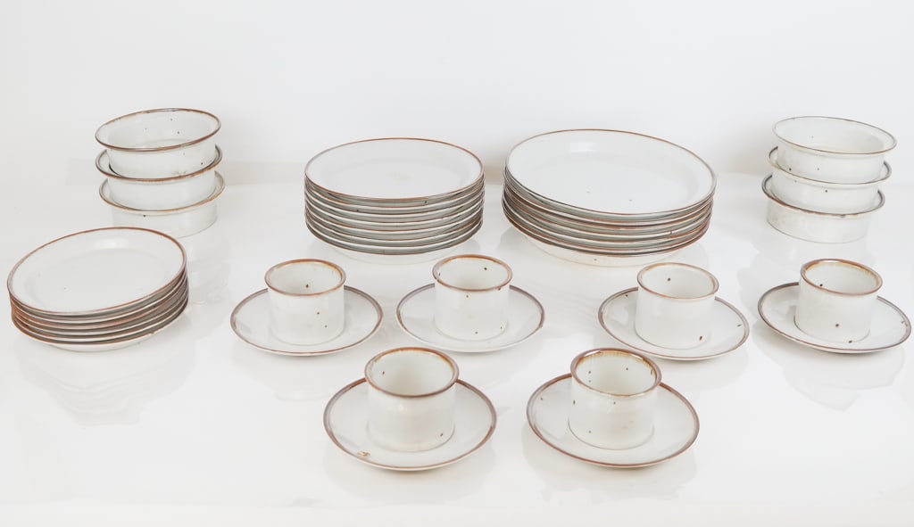Niels Refsgaard for Dansk MCM Partial Service: Niels Refsgaard for Dansk Mid-Century Modern "Brown Mist" partial service, Denmark, mid-20th century, comprising six teacups and saucers, six dessert plates, eight salad plates, seven dinner plates, a