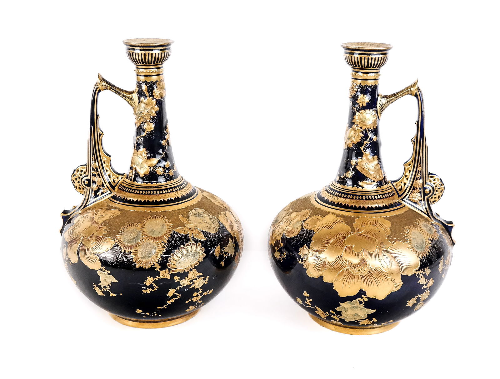 Royal Crown Derby Pair of Chinoiserie Ewers (1 of 10)