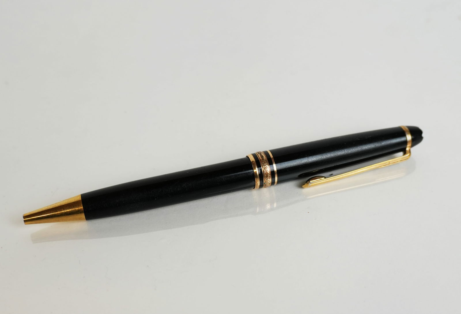 Montblanc Meisterstuck Vintage Ball Point Pen (1 of 10)