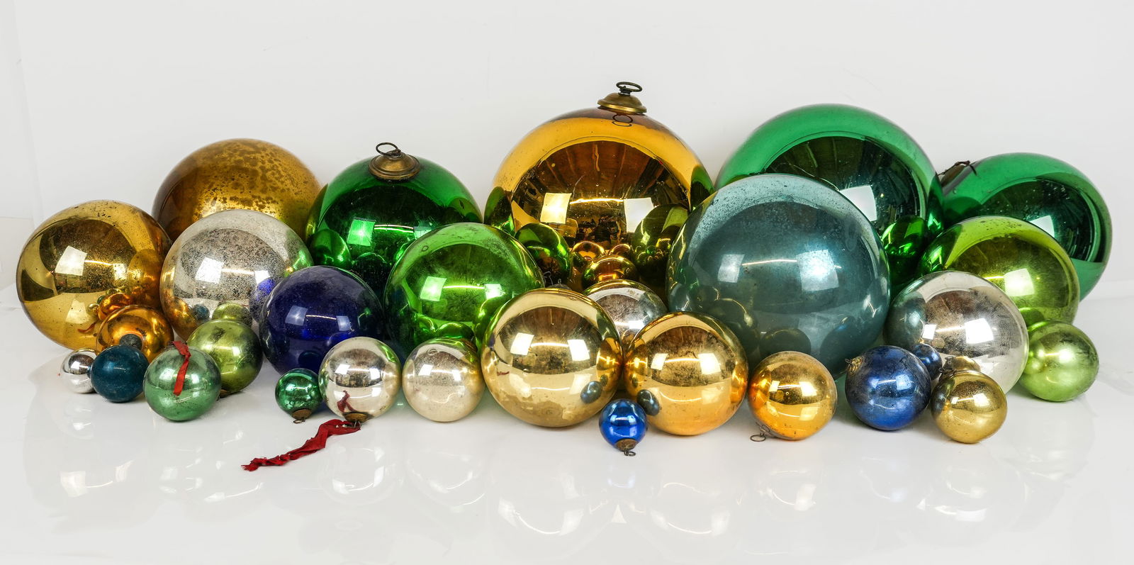 Group of Mercury and Reflective Glass Ornaments, 2 (1 of 12)