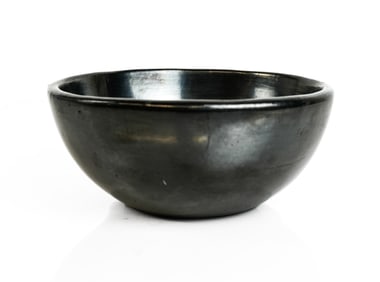 San Idelfonso Polished Blackware Bowl Signed Marie