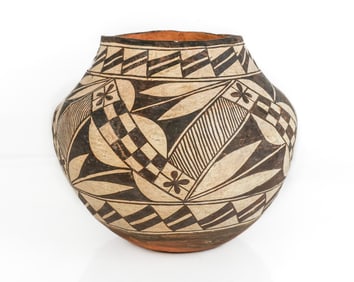 Acoma Pottery Black on White Decorated Olla Jar