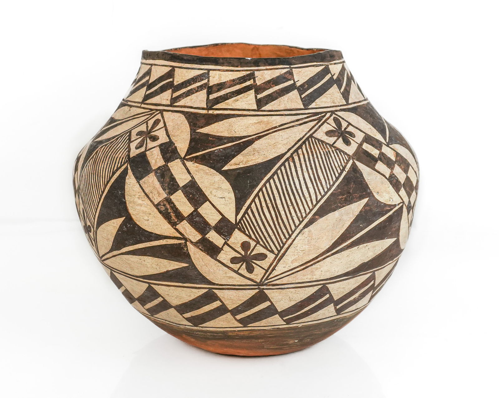 Acoma Pottery Black on White Decorated Olla Jar (1 of 12)