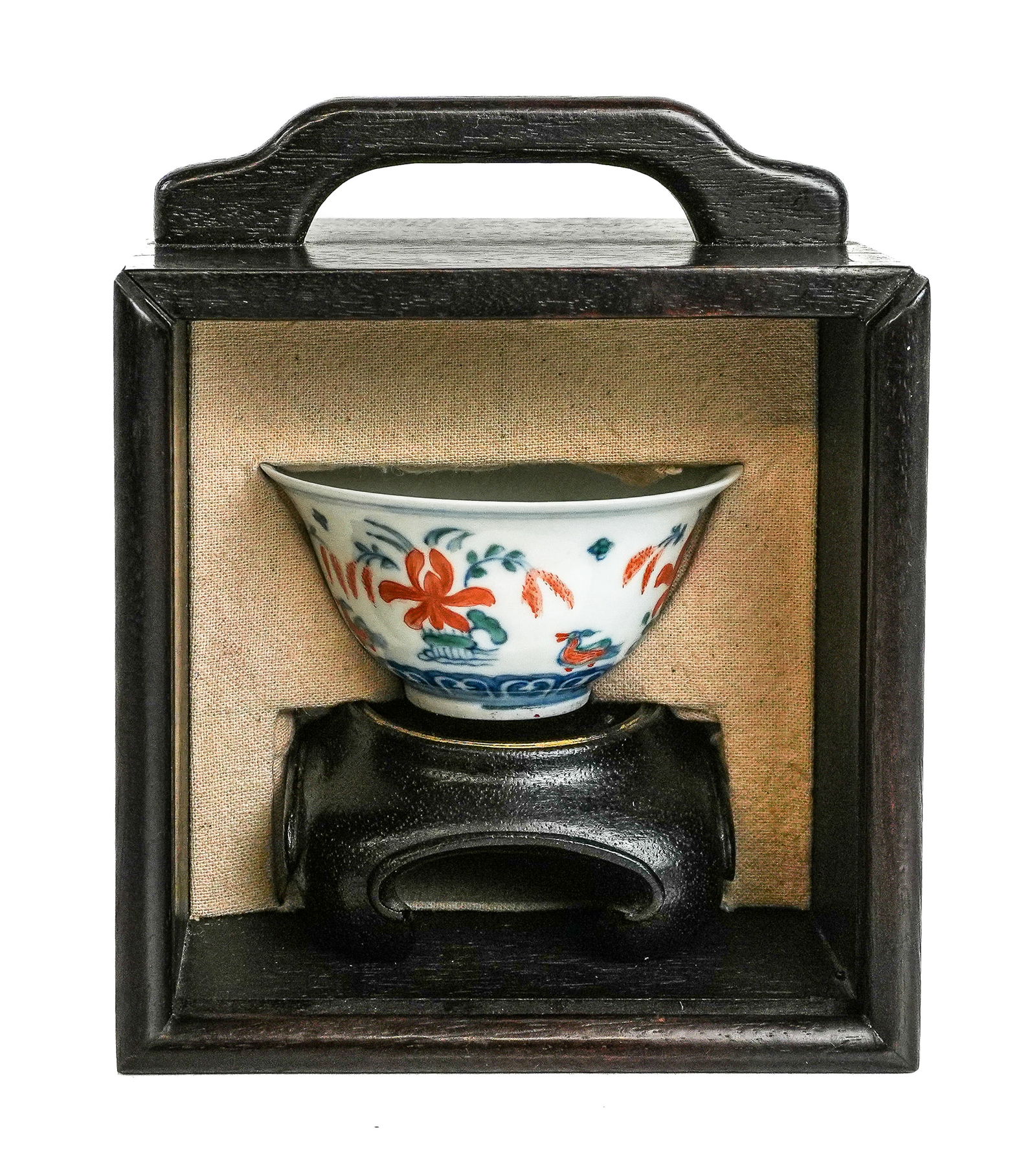 Chinese Doucai Eggshell Porcelain Cup with a Box (1 of 15)
