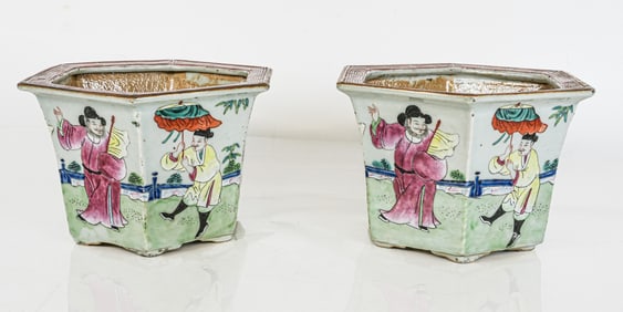 Pair of Chinese Export Jardinieres