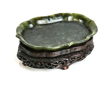 Chinese Spinach Jade Tray on Stand