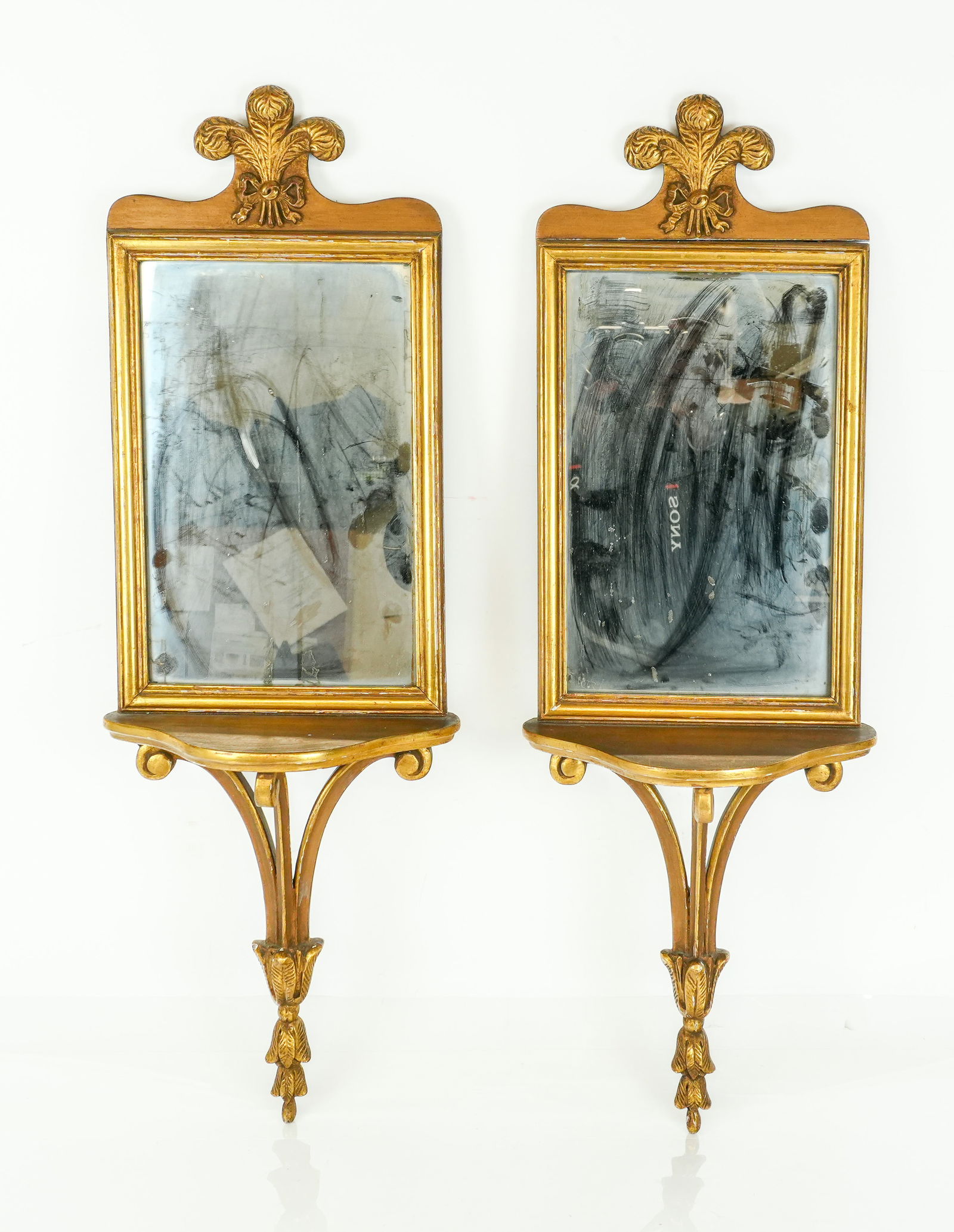 Pair of Rococo Gilt Wood Bracket Mirrors (1 of 10)