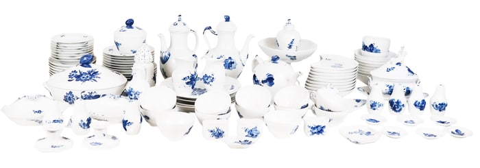 Royal Copenhagen Blue Flower Braided Partial, 90