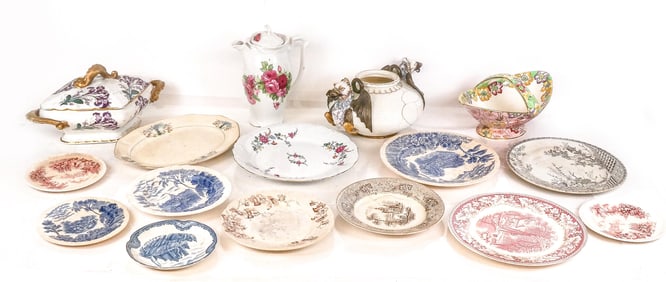 Assorted Porcelain Articles, 16
