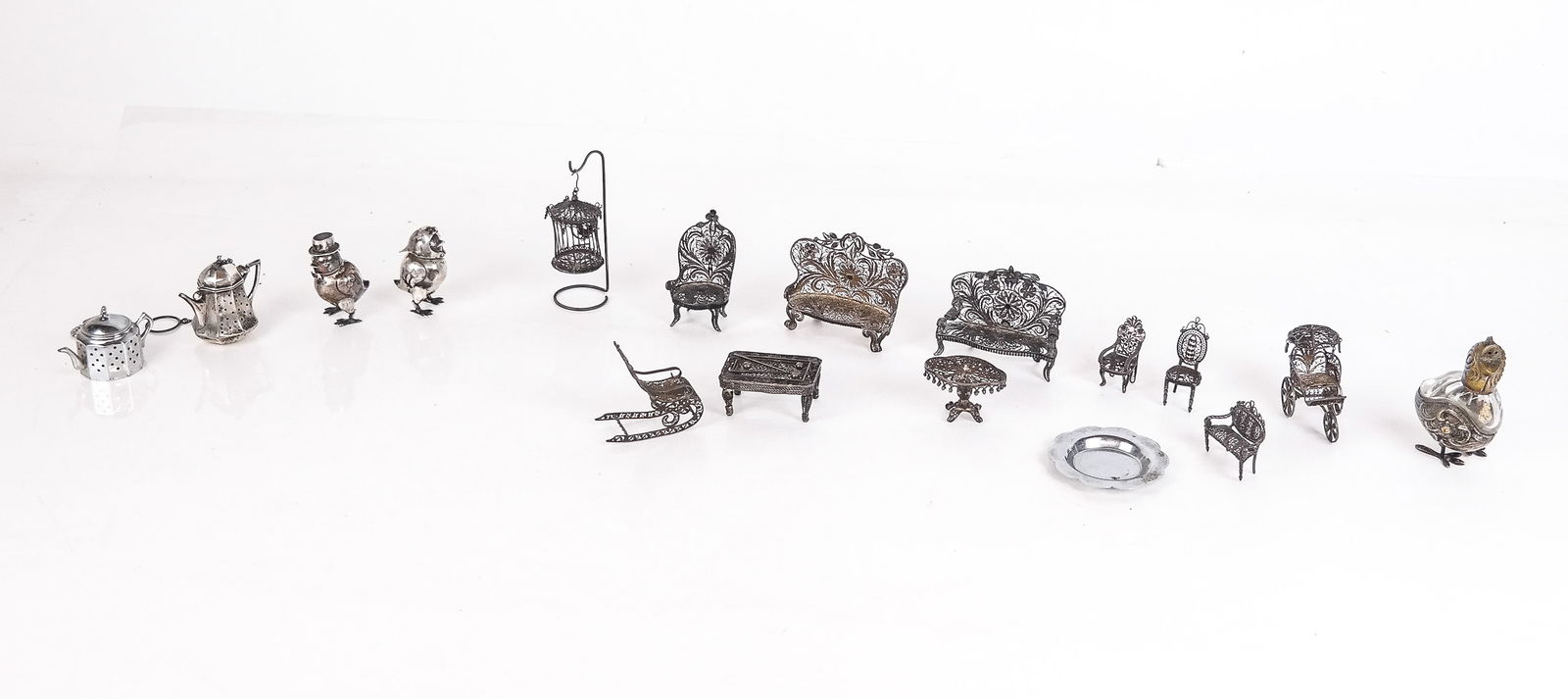 Collection of Silver, Plate and Metal Accessories, (1 of 12)