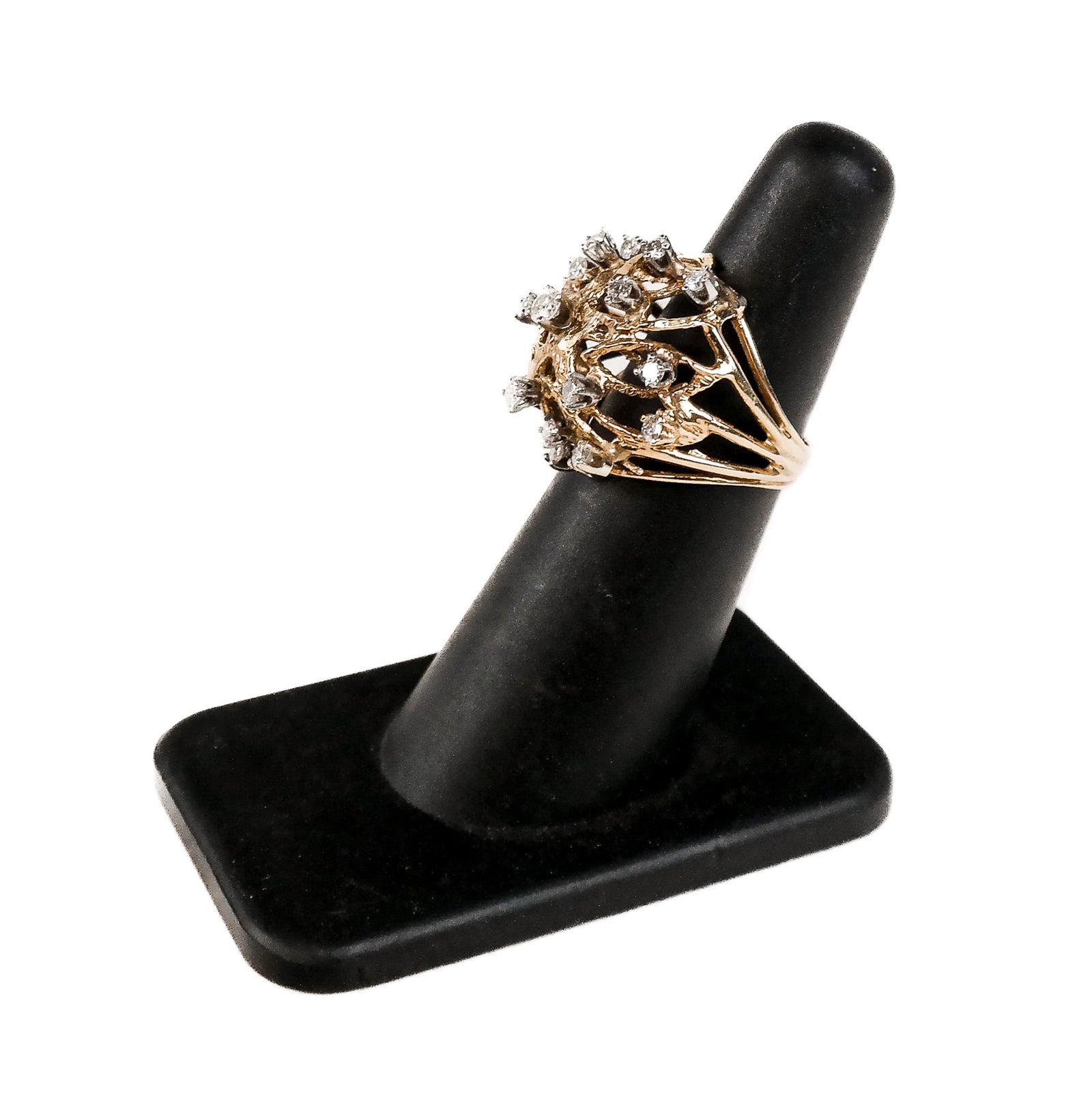 14K Gold & Diamond Ring: Artistic branch-form ring with 17 small diamonds. Size 5.5. 6.5 grams total weight.