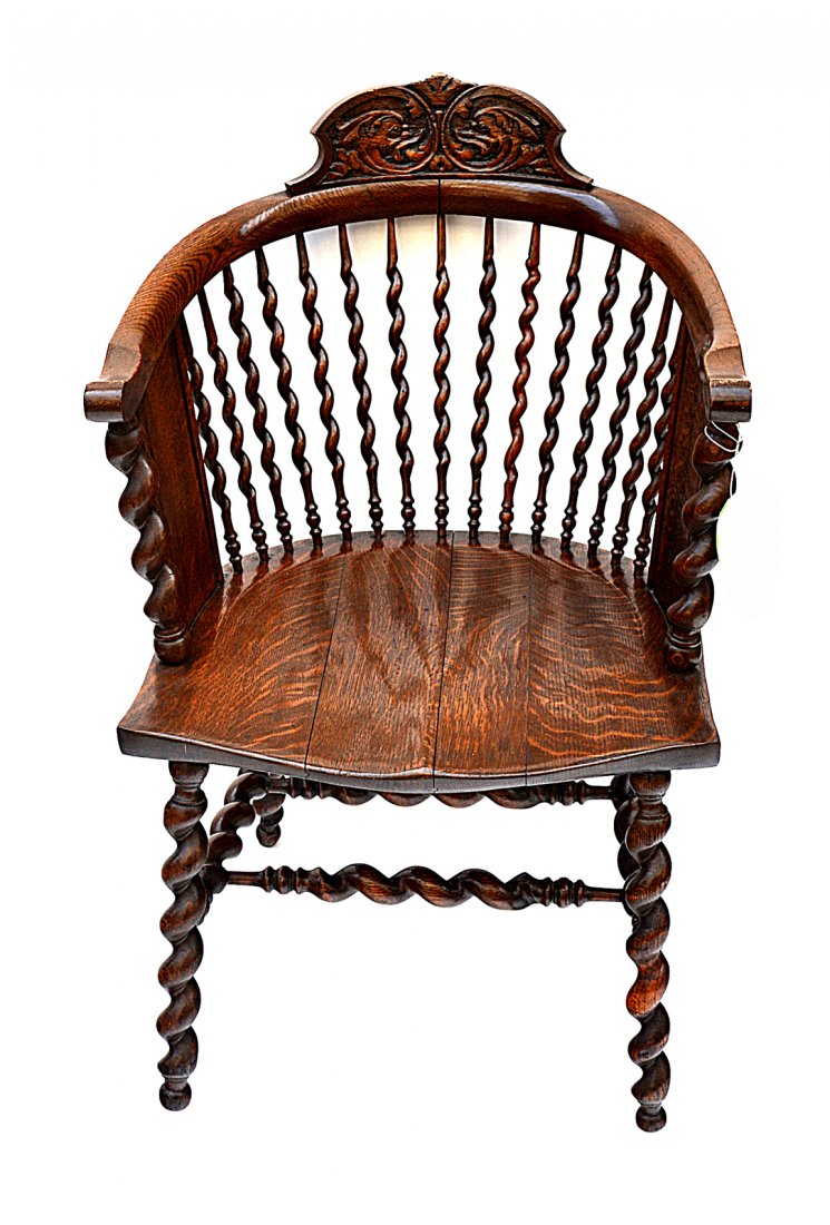Windsor Style Arm Chair: 20th century American Windsor style Bank of England arm chair.