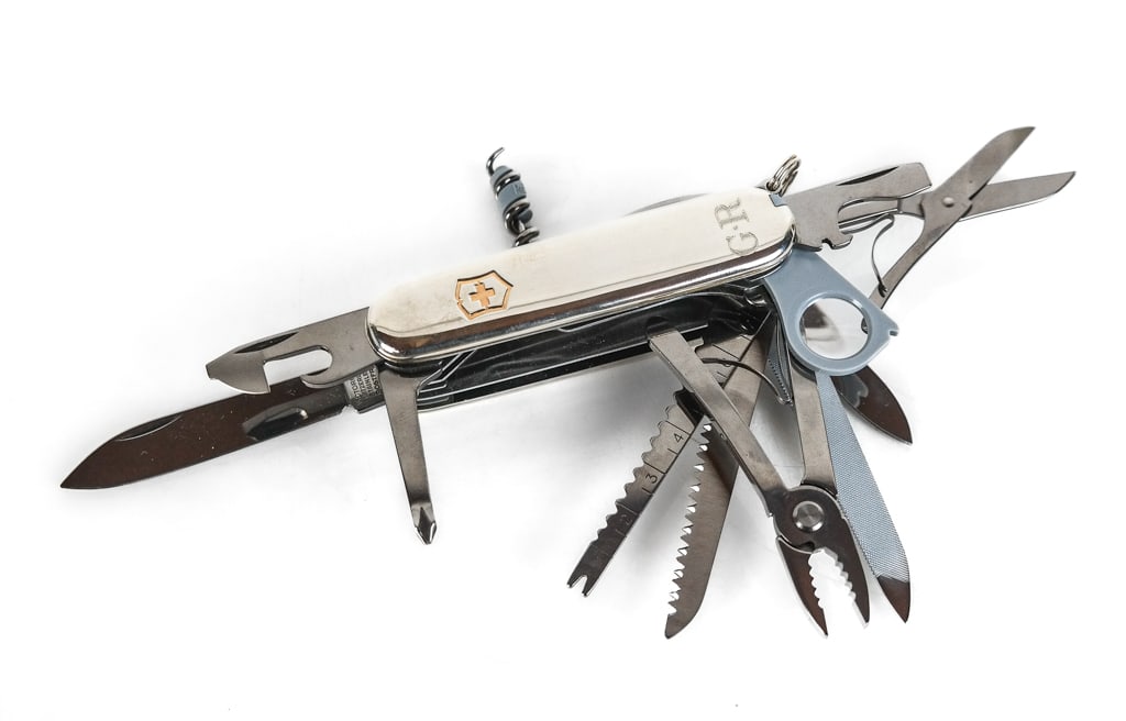 Tiffany & Co. Sterling & Gold Swiss Army Knife (1 of 15)