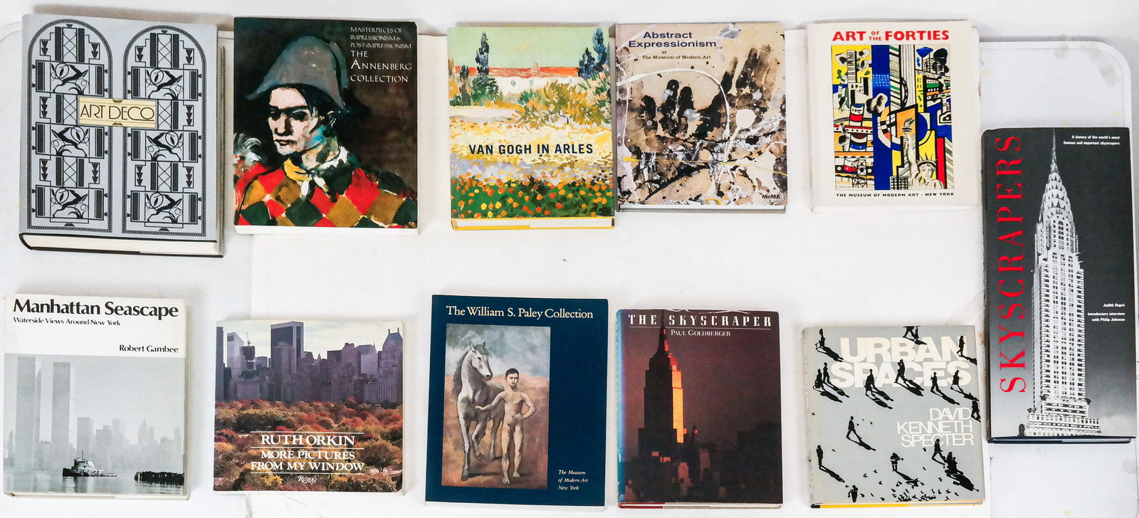 BOOKS: Large Collection Of Books On Art (1 of 6)