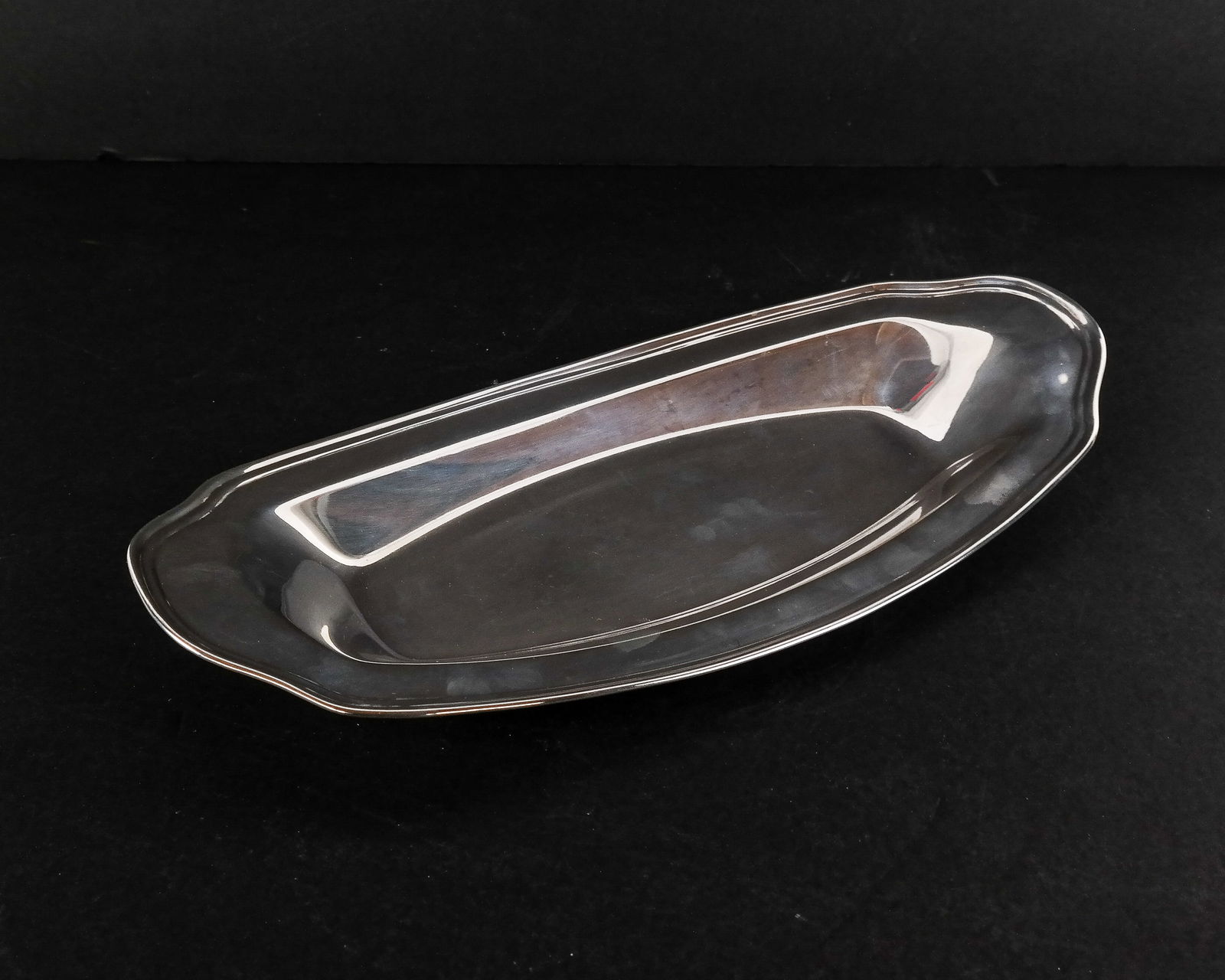 Sterling Silver Bread Tray (1 of 8)