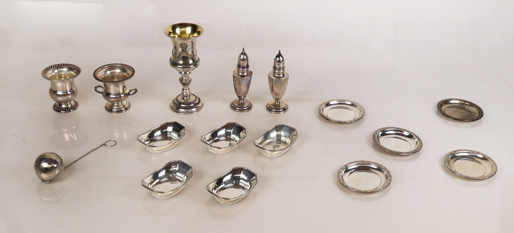 Group of Sterling Silver Tablewares, 17 (1 of 13)