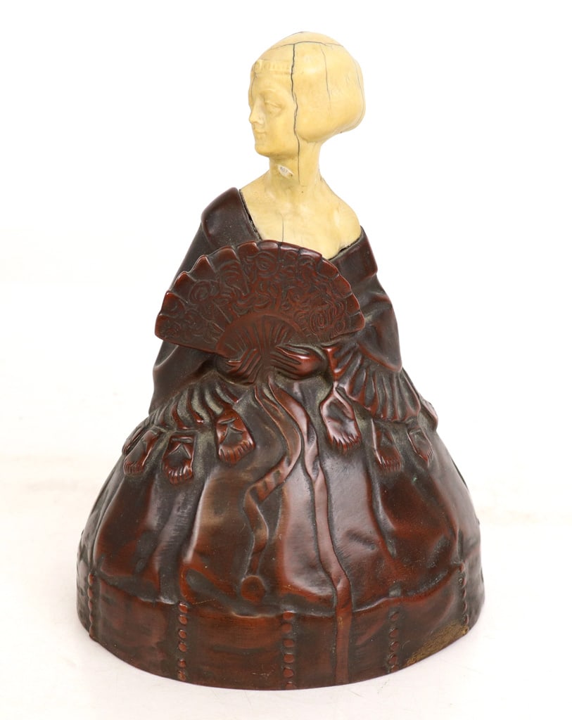 Bronze Figural Sculpture of a Lady (1 of 13)