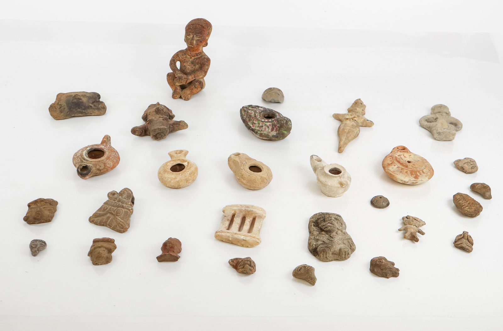 Group Pre-Columbian and Archaistic Articles (1 of 16)