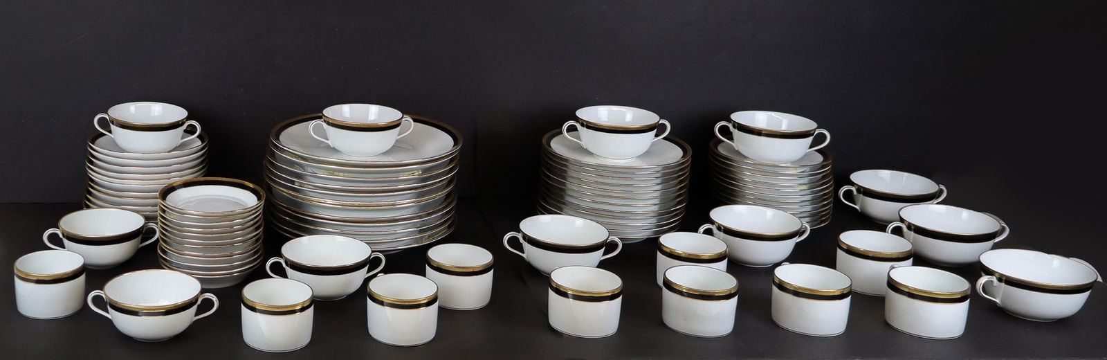 Richard Ginori "Palermo Black" Dinner Service, 84 (1 of 20)