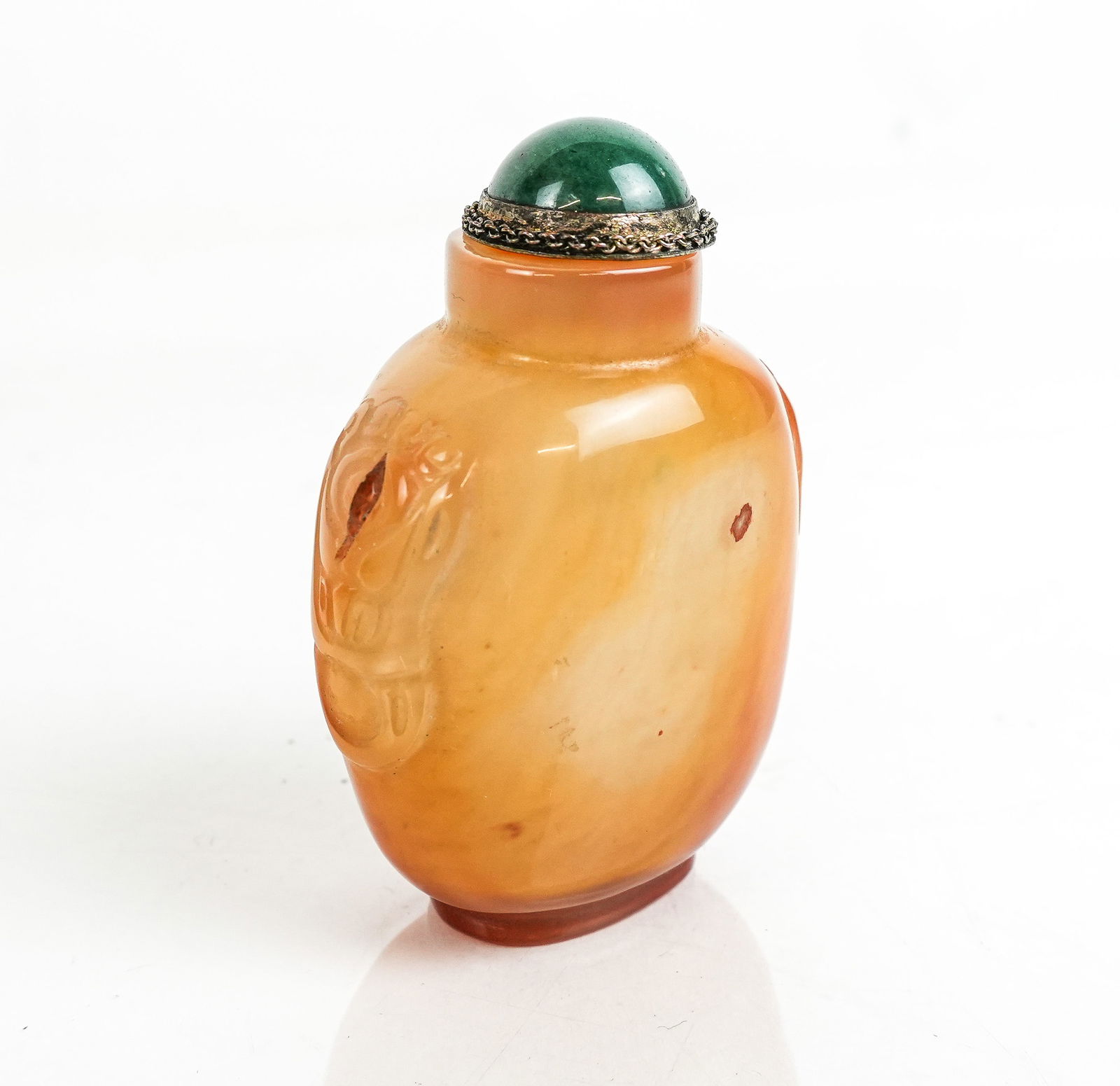 Chinese Carved Agate Snuff Bottle (1 of 14)