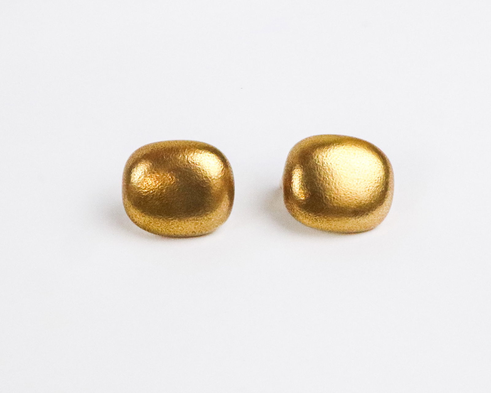 Tiffany & Co. Pair of Gold Earrings (1 of 11)