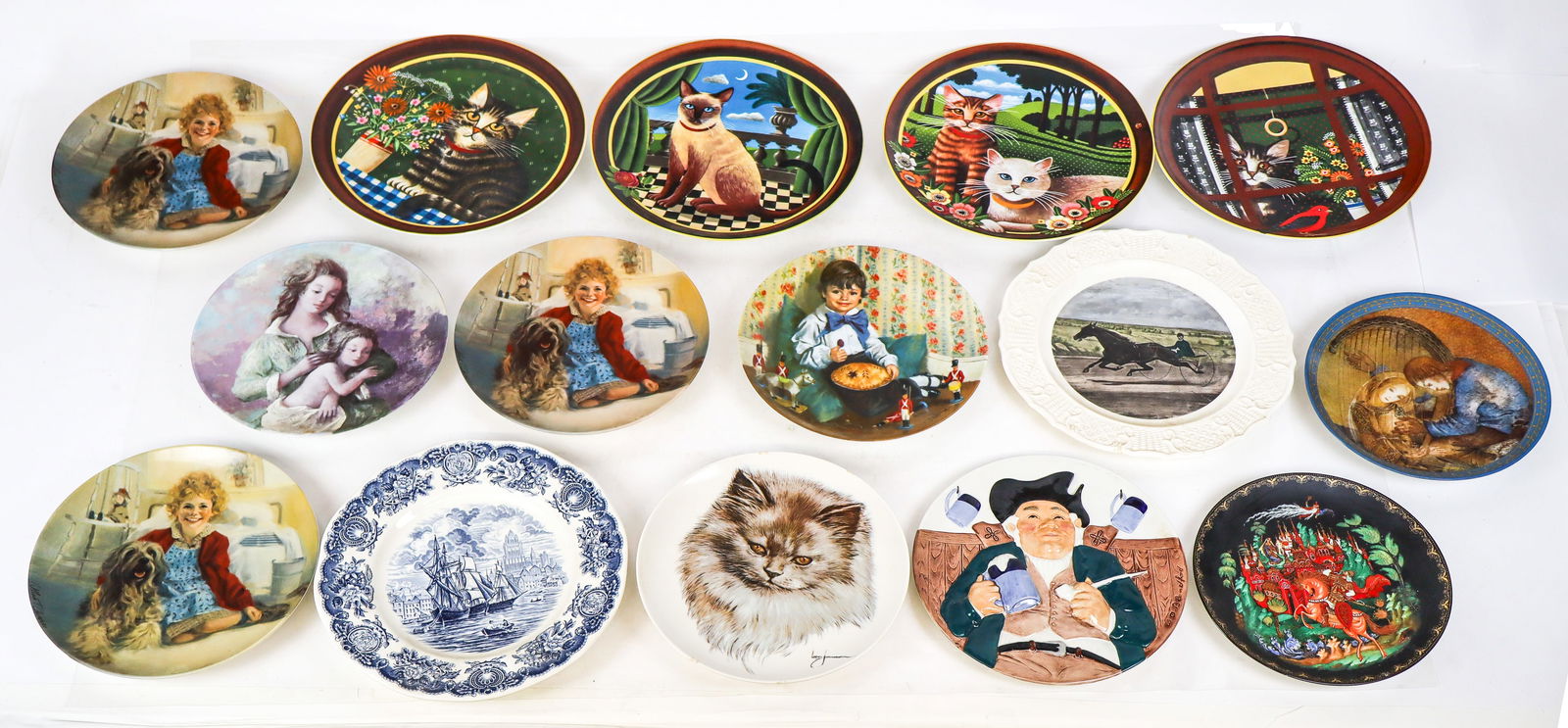 Assorted Collectible Plates, 15 (1 of 20)