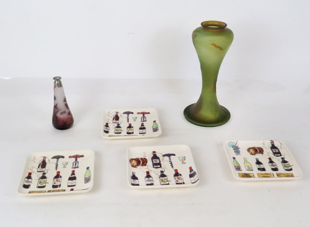 Group of Porcelain and Glass (1 of 18)