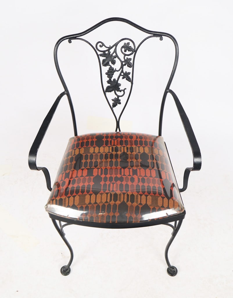 Iron and Grape Decorated Outdoor Dining Set, 5 - 18