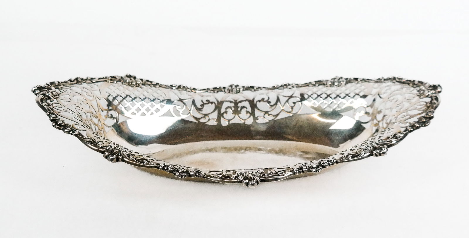 Gorham Sterling Silver Bread Tray (1 of 9)