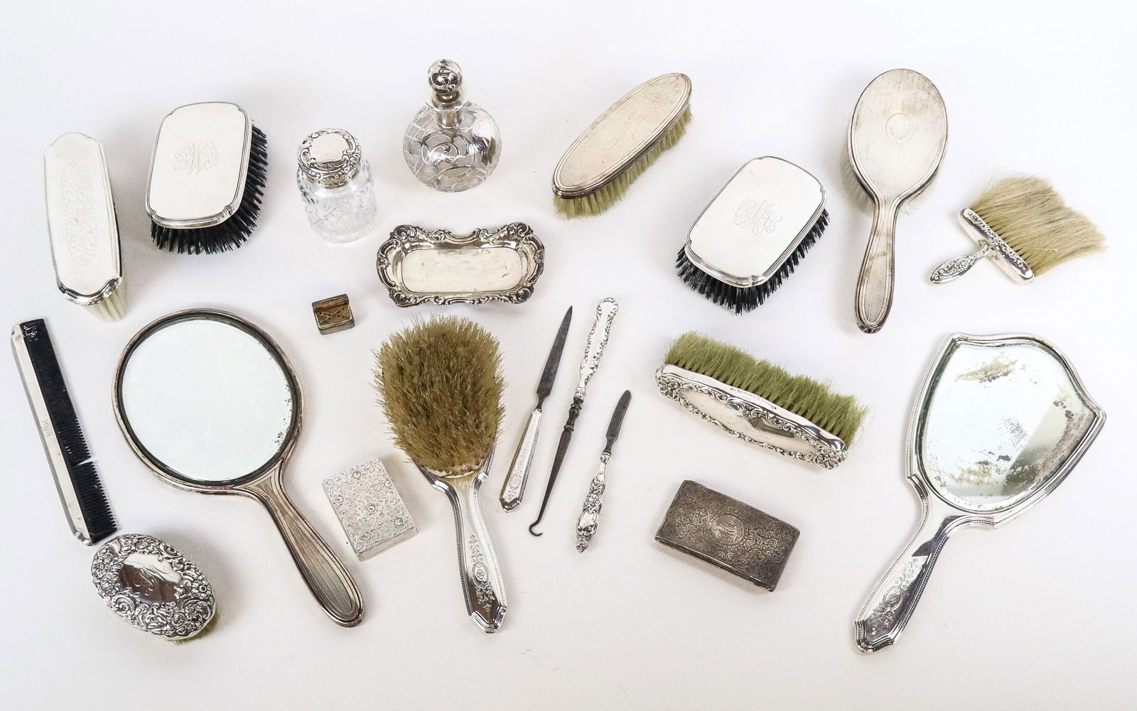 Tiffany Et A. Group of Silver Vanity Items, 23 (1 of 20)