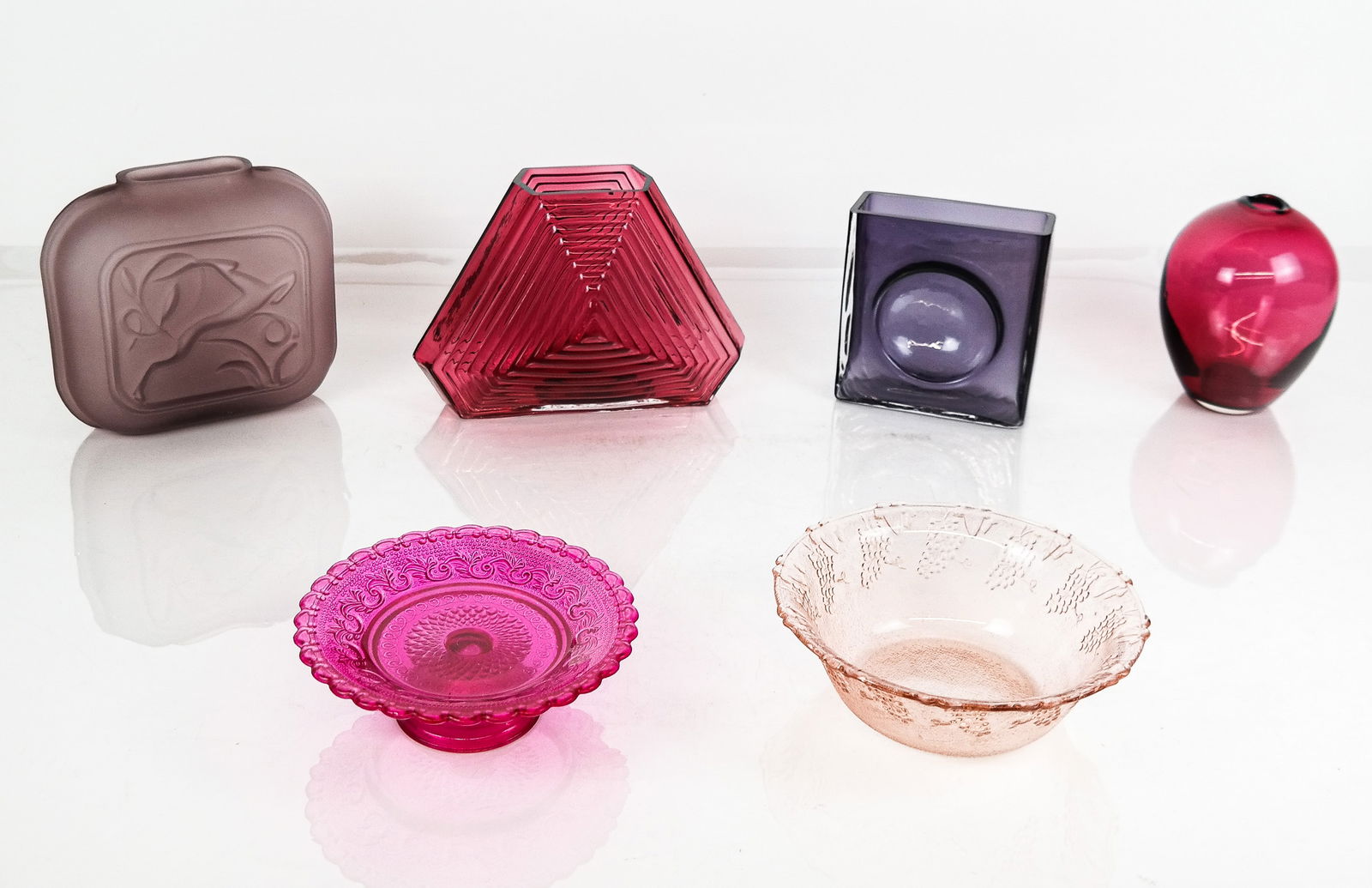 Assorted Fushia Glass Objects, 6 (1 of 17)