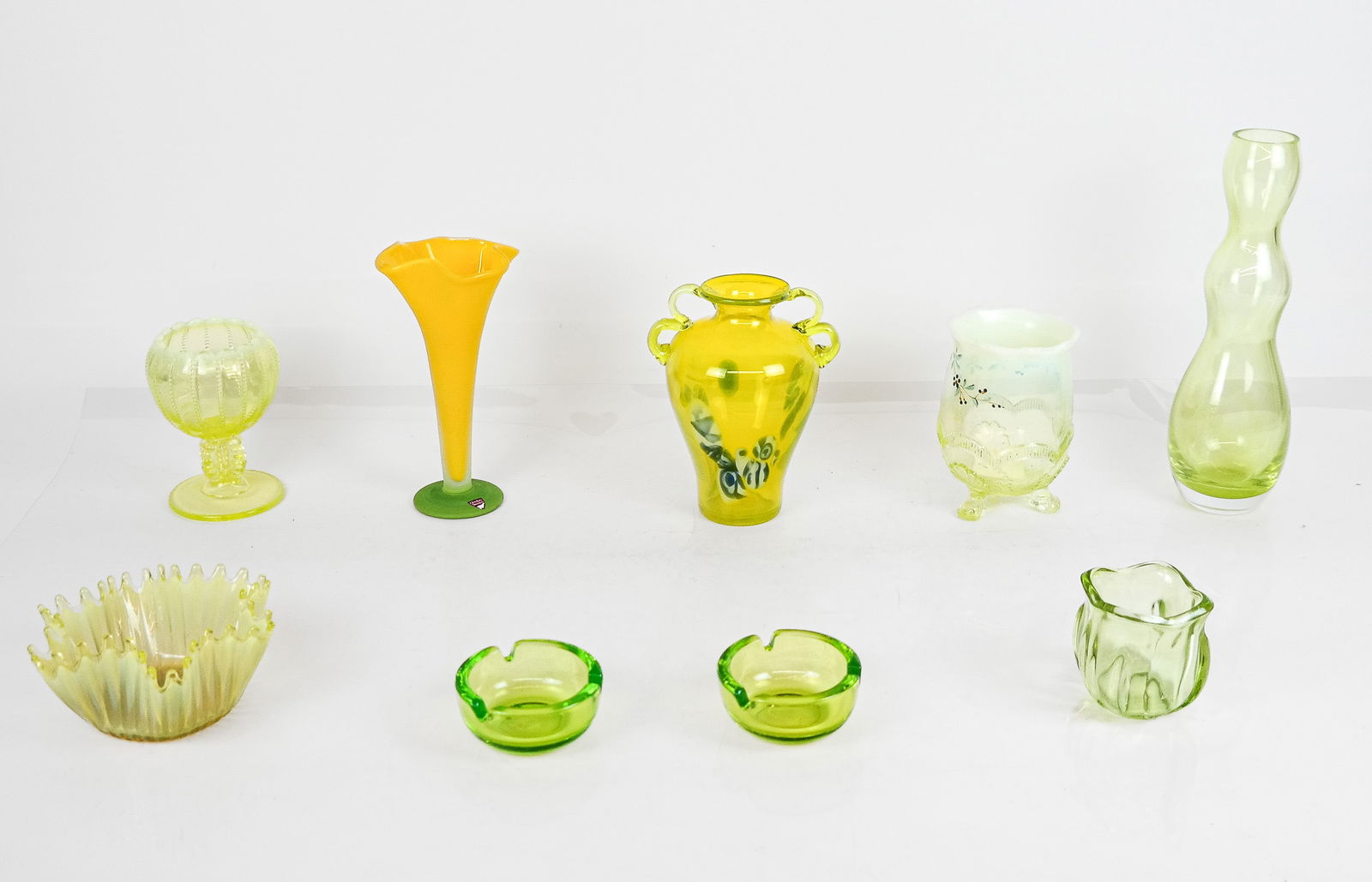 Orrefors and Other Glass Articles, 9 (1 of 15)