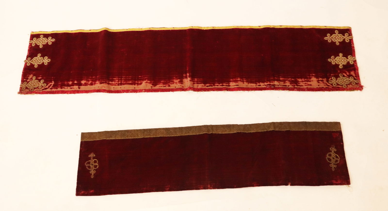 Renaissance Red Silk Velvet w/ Braided Metallic, 2 (1 of 11)