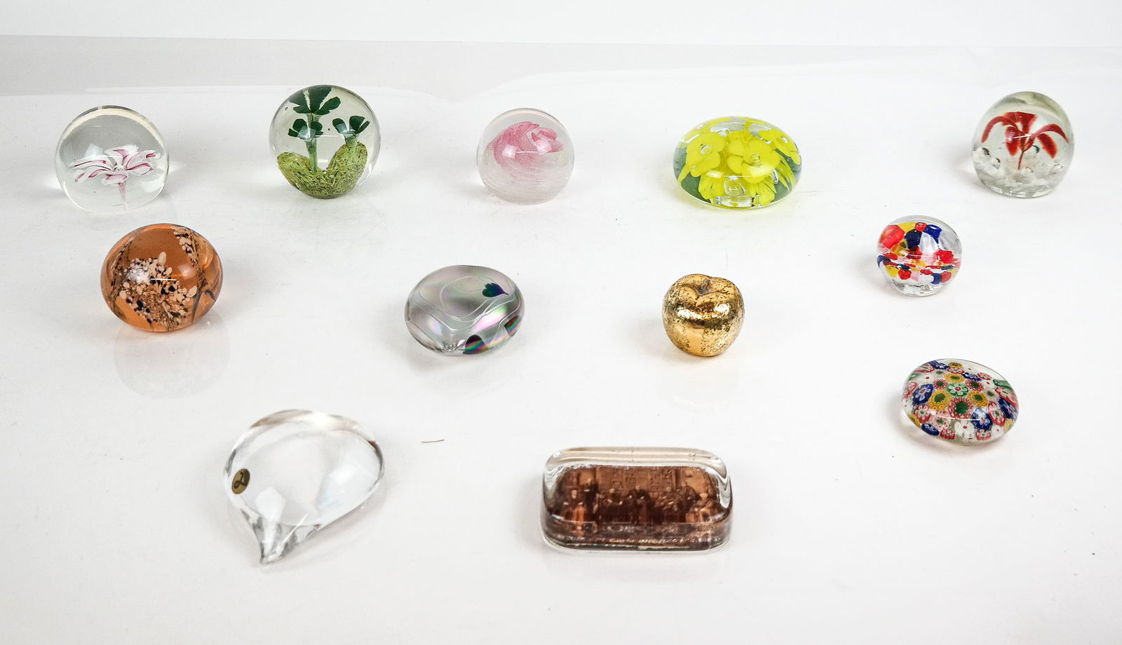 Art Glass and Other Paperweights, 12 (1 of 20)