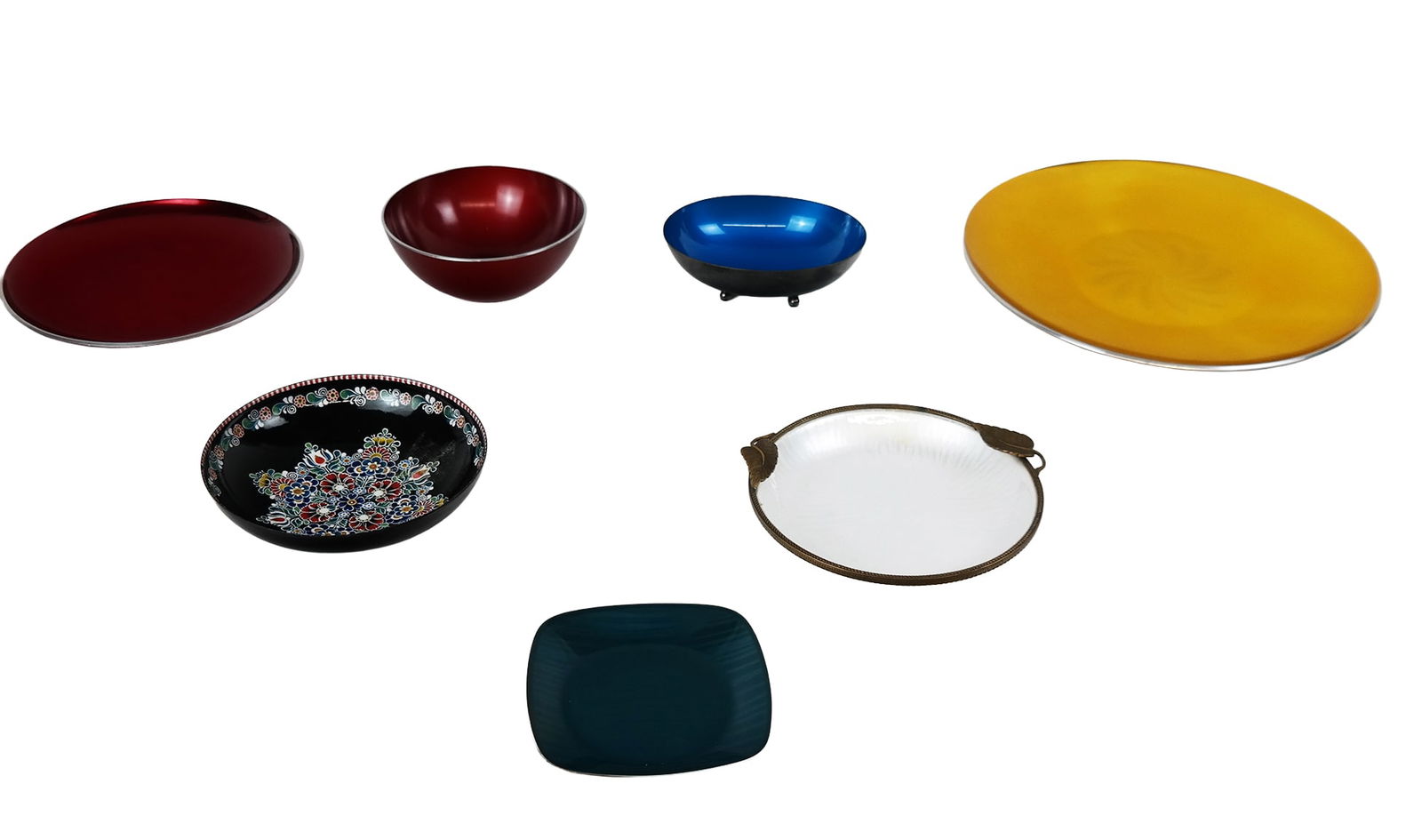 6 Enamel & Metal Bowls & Dishes (1 of 17)