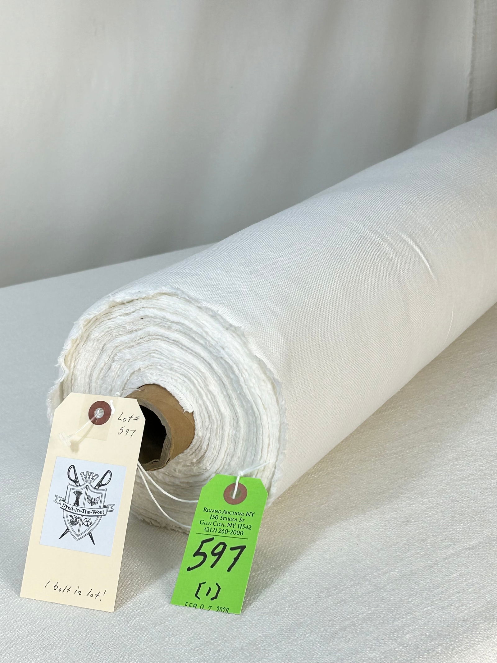 Kravet's White Cotton/Linen Union Fabric: 26 1/4 yards of Kravet's cotton and linen multi-purpose Union cloth in the color white, 56" width. Durable, for upholstery, and drapes nicely. In excellent condition.