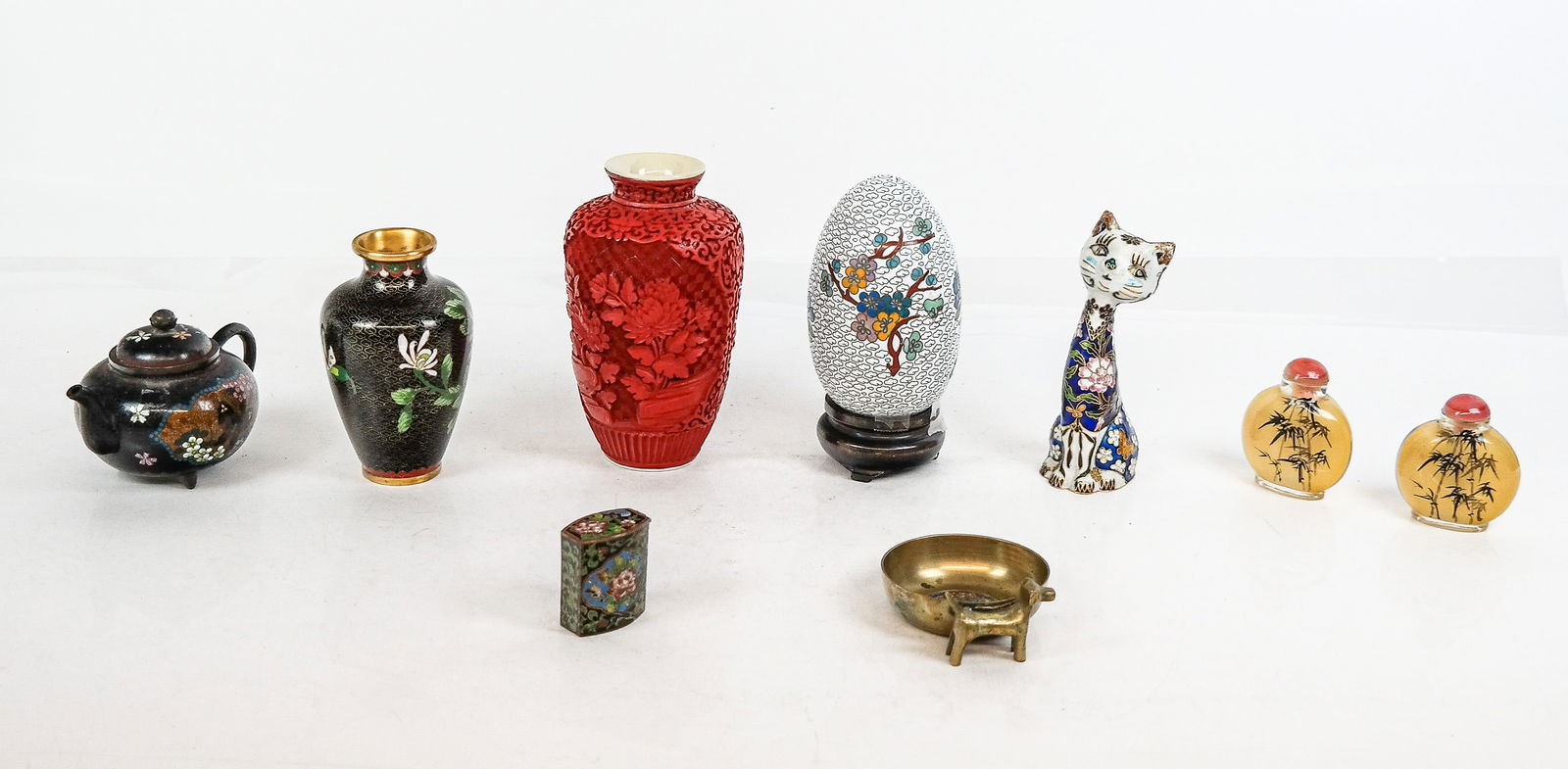 Chinese and Japanese Cloisonne & Other Articles, 9 (1 of 17)