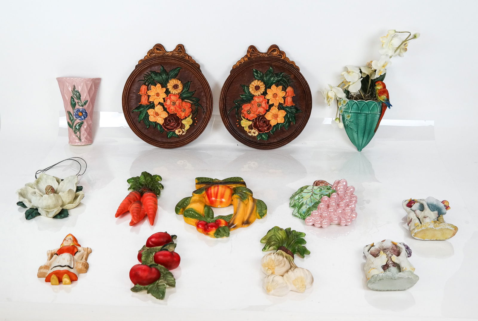 Large Collection of Wall Pockets & Appliques, 13 (1 of 20)