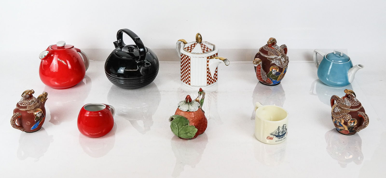 Group of Porcelain Teapots & Related Objects, 10 (1 of 18)