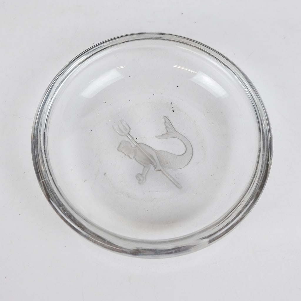 Three Marine Themed Decorative Objects - 7