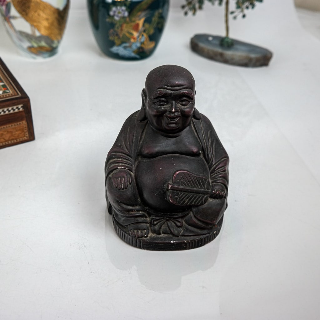 Assorted Decorative Items, 15 - 7