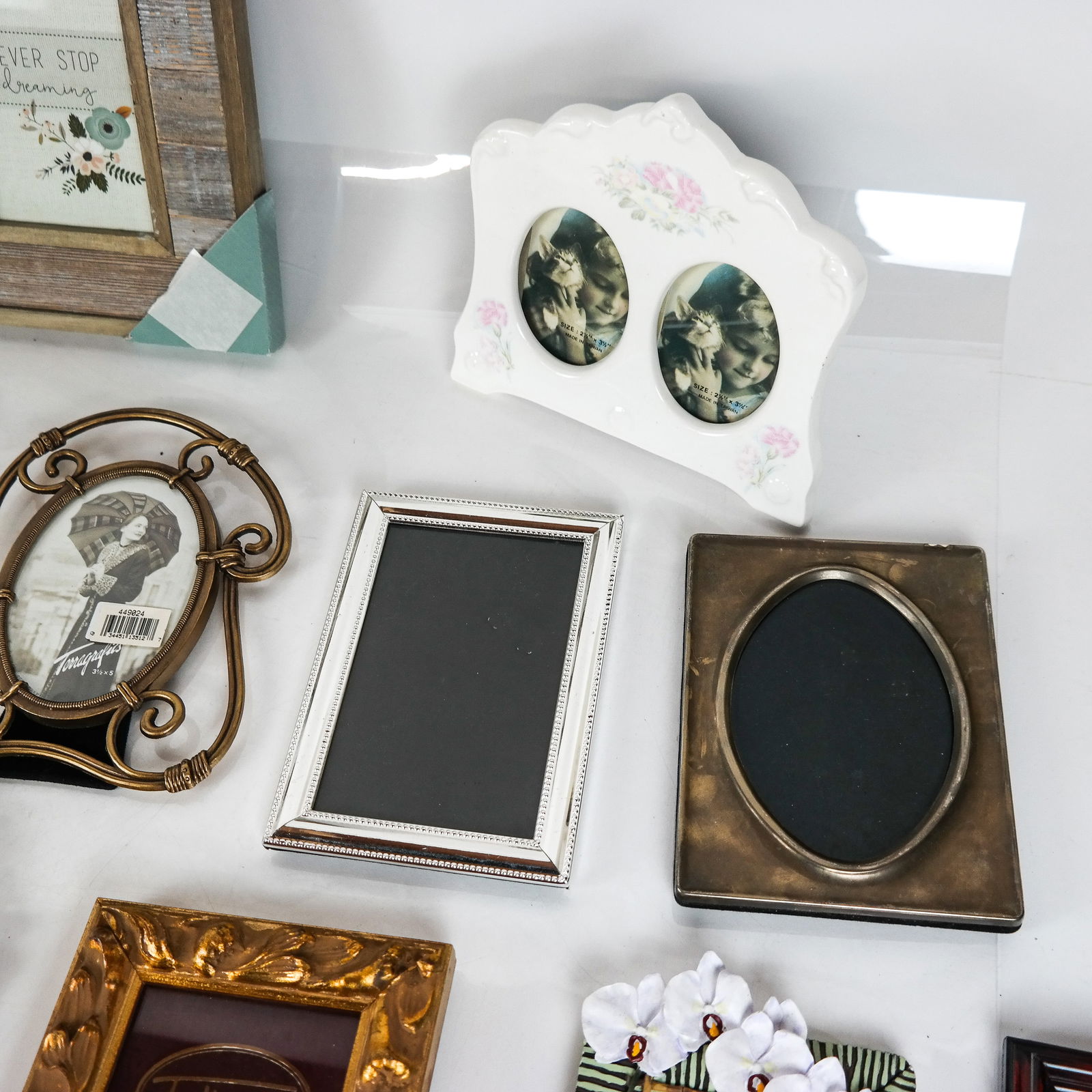 Assorted Picture Frames, 21 - 9