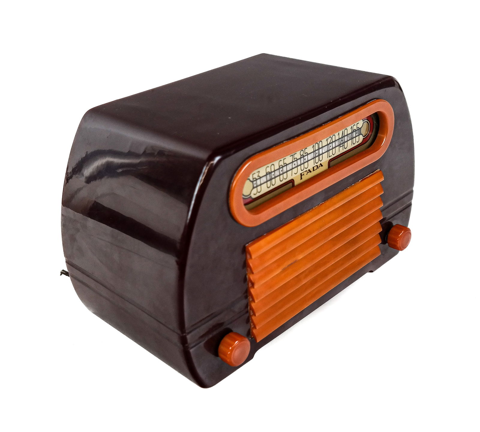 Fada Model 652 Bakelite Radio (1 of 11)