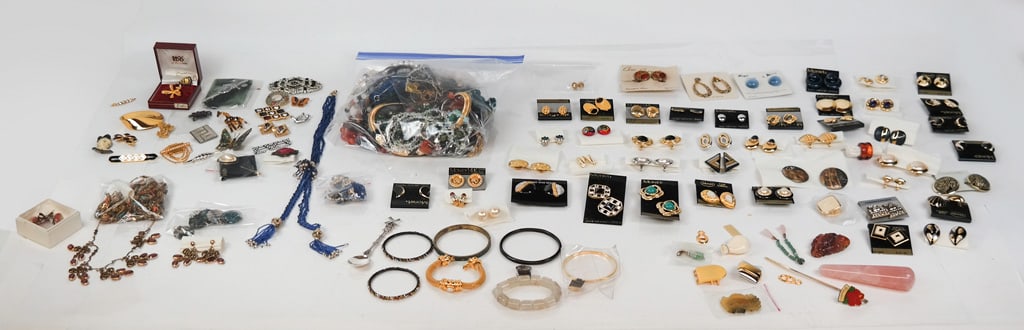 Group of Costume and Gemstone Jewelry (1 of 11)