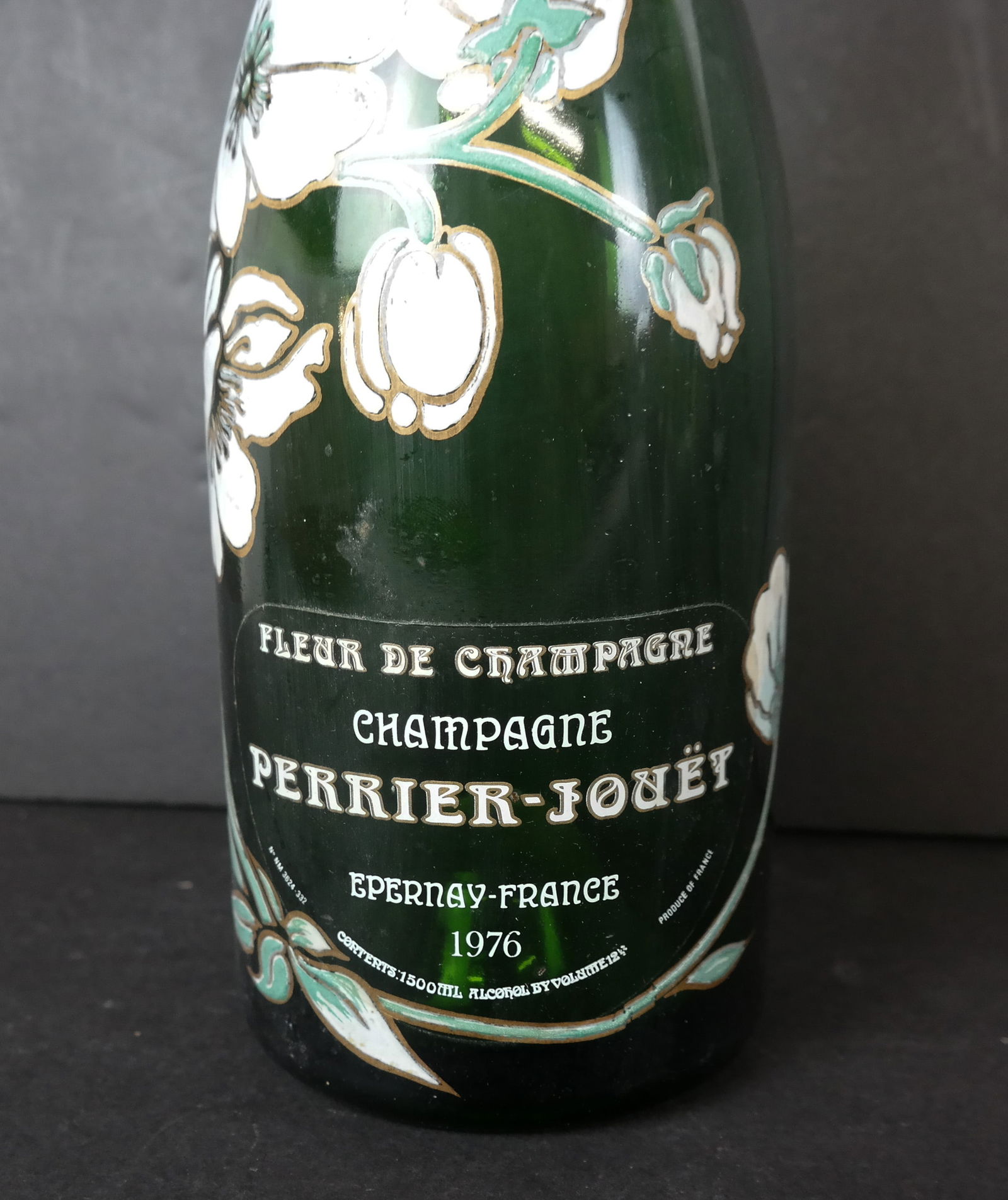 Assorted Glass Articles, 8 - 8